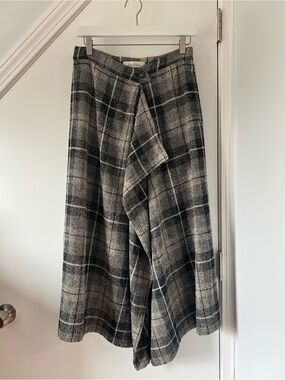 MaxMara Gray Plaid A-Line Midi Skirt